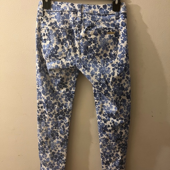 Good Condition- Michael Kors Blue and White Girls Jeans Size 0 (XSM) - Picture 4 of 5